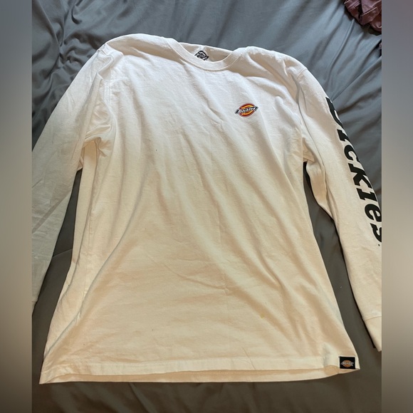 A bunch of pain shirts - Picture 4 of 11